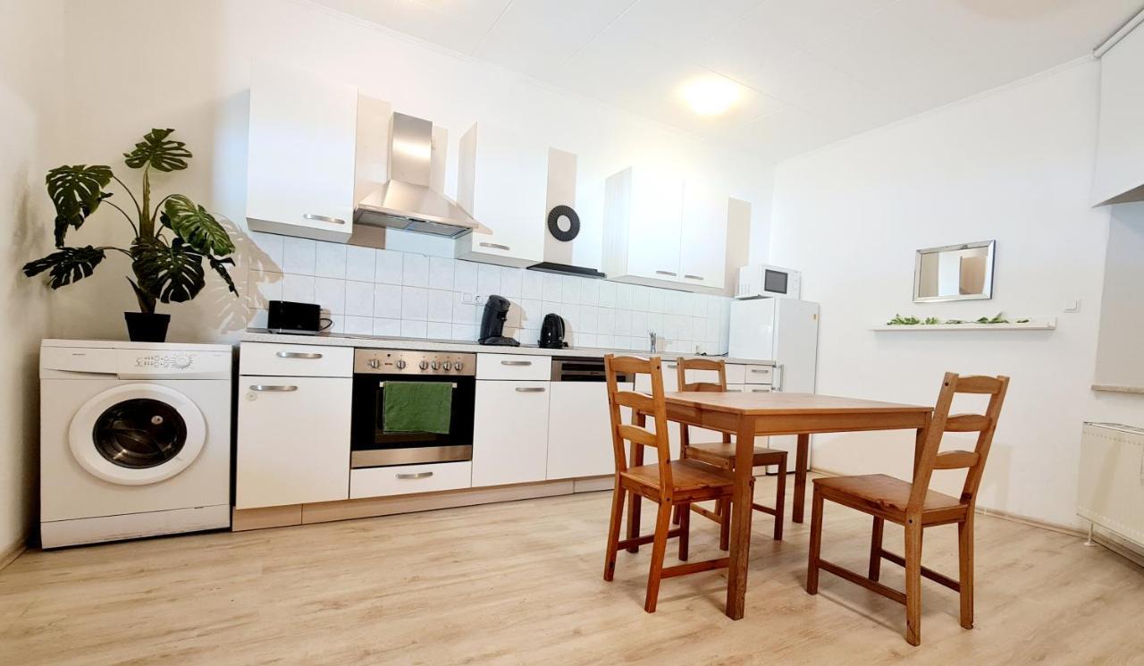 Elena Flat Sonnenblumen Zentrum Appartement *